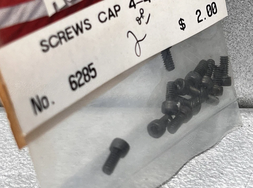 Team Associated RC10 1:10 Screws Cap 4-40 x 1/4in #6285 FACTORY SEALED NEW - Image 2 of 3