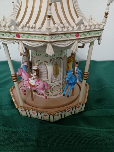 Mary Poppins Musical Carousel and Snow globe  READ - Picture 12 of 22