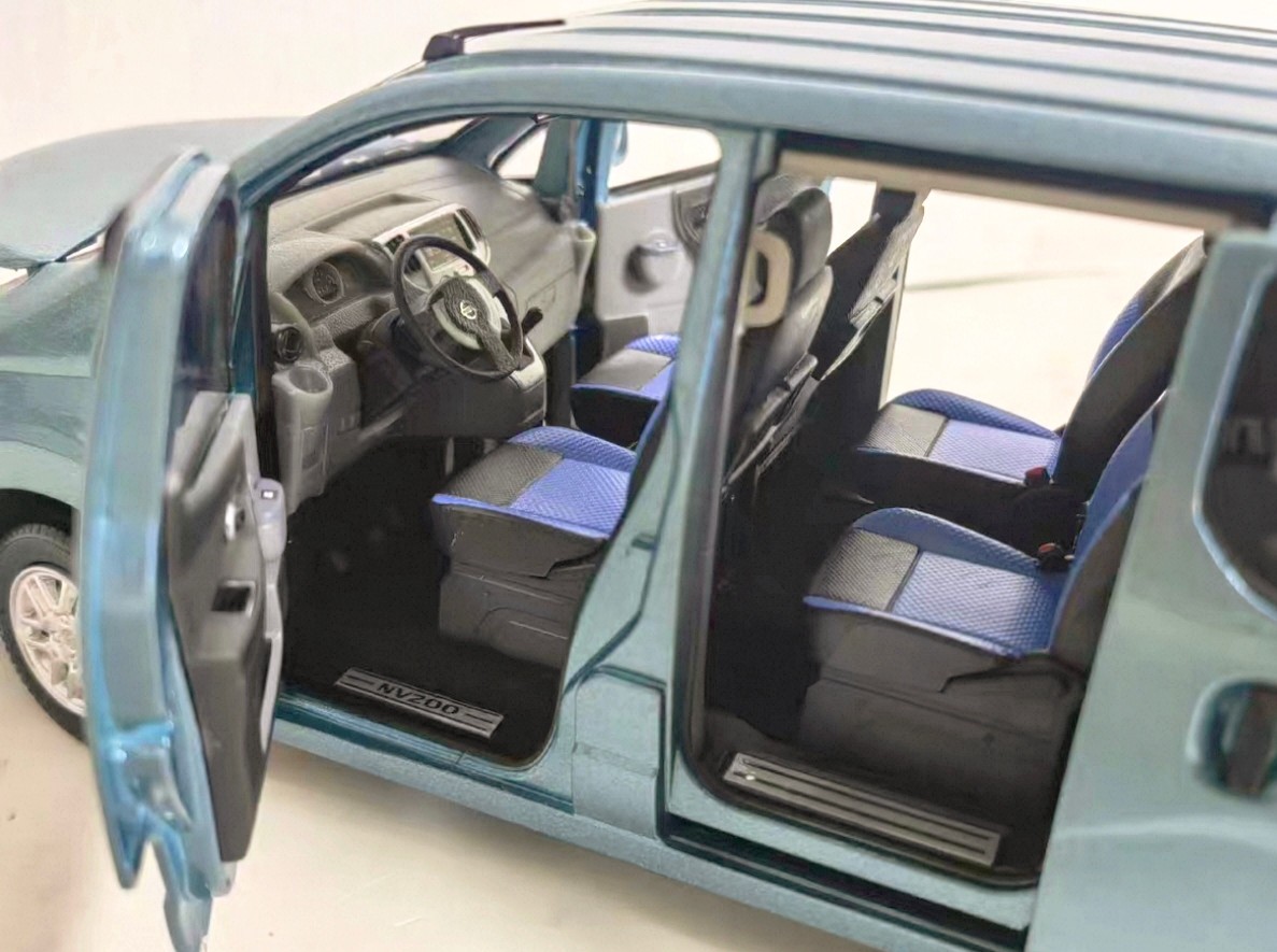 1/18 NISSAN NV200 MODEL VAN MINIBUS DEALER SPECIAL NV 200 K8 | eBay