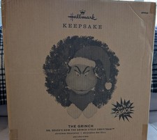 Grinch Christmas Wreath NIB Lights and Sounds