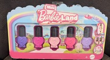 Image of Barbie Mini BarbieLand 5-Pack Fashionistas, 1.5-inch dolls Mini Dolls in Lipstic