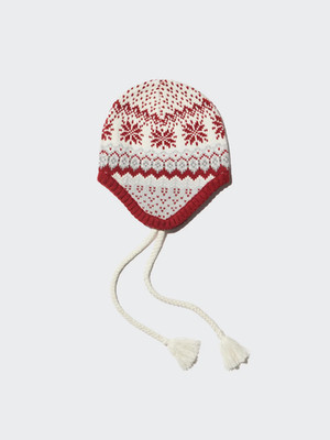 Uniqlo Heattech Multi color Winter Beanies Snowflake Design NWT