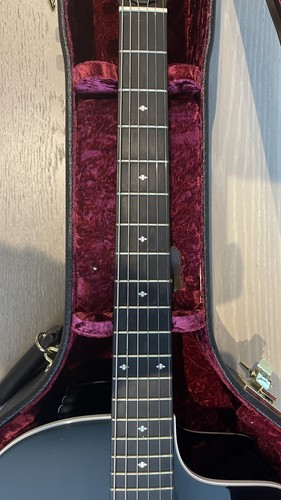 TAYLOR 214CE DLX GRAND AUDITORIUM BLACK - Picture 4 of 19