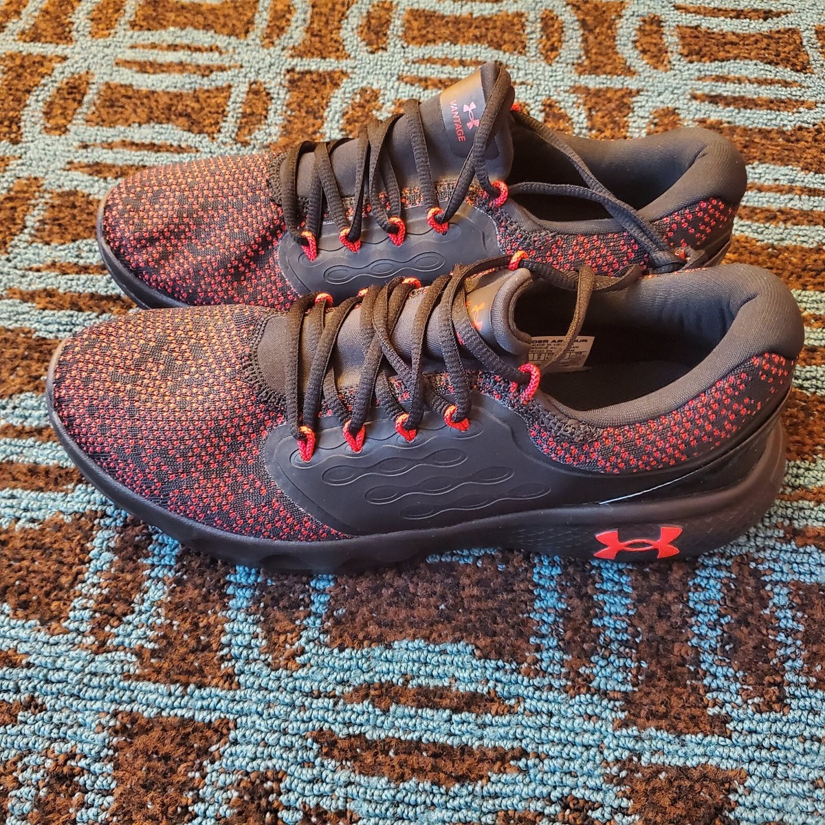 Under Armour Men's UA Charged Vantage Knit Running Shoes 3024699