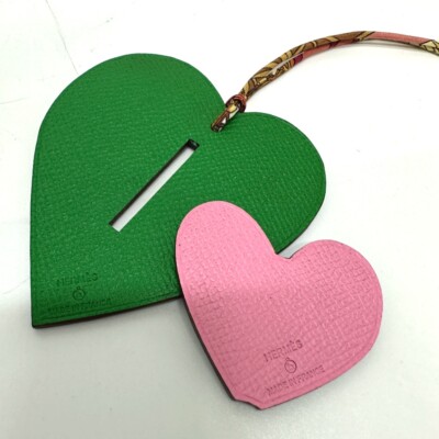【HERMES】シンプルハート! ☆ ブローチ ☆ HERMES Petite H W Heart charm Epsom Multicolore Unused | eBay