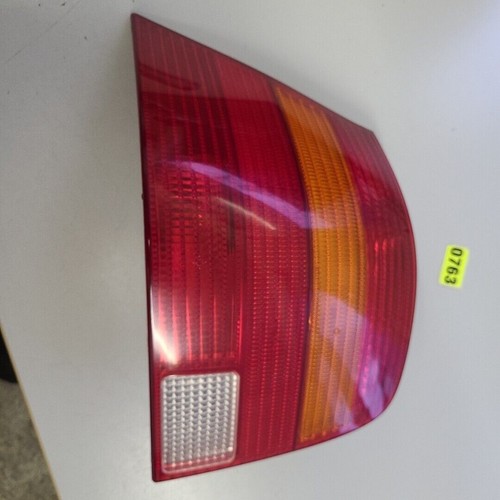 Orig. Heckleuchte Rücklicht links VW Golf 1.6 1 J 1J6945095Q