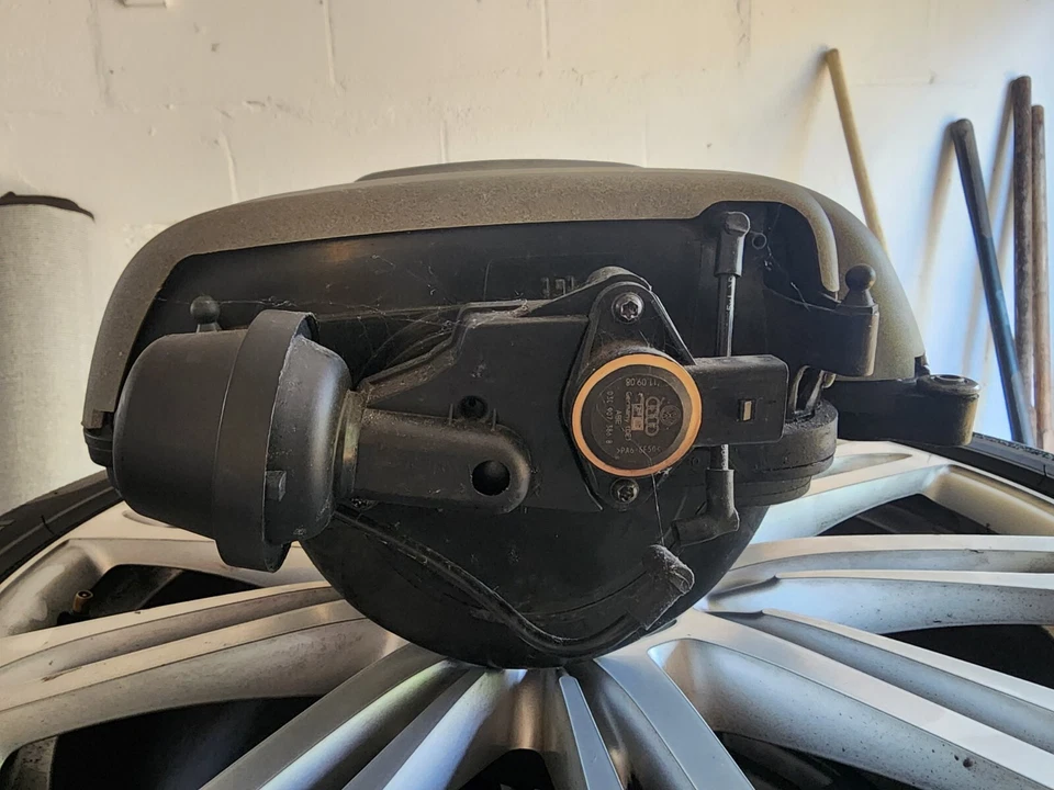 Coletor de admissão superior 2009 Audi A5 (B8) 3.2 - Imagem 3 de 4