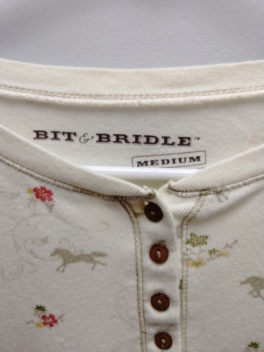 La chemise broderie anglaise manches bouffantes | Icône