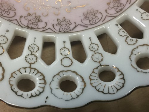 VTG Floral Hand Painted Decorative Collector Plate/Bowl with Cutouts and Gilt - Foto 3 di 8