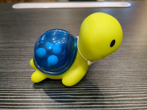 Munchkin Turtle Bath Rattle Squirts- Baby Bath Toy Blue & Green- New - Picture 8 of 9