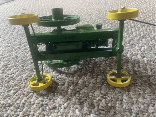 Ertl John Deere Model E 1990 Diecast Hit & Miss Engine 2120 USA Made 1/16 Scale - Picture 5 of 6