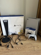 Sony PlayStation 5 1 + 1 NEUER Controller Ungeöffnet 825 GB Disc