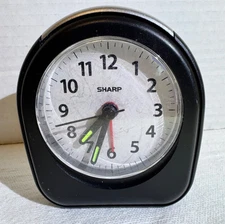 Small Sharp Alarm Clock Battery Operated Quartz Analog Black Snooze SPC844