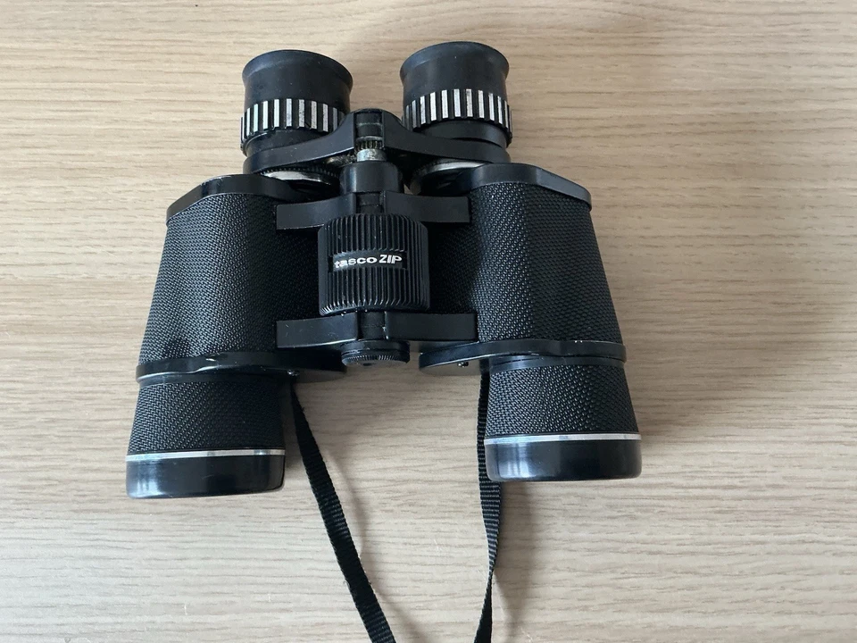 Tasco 7X - 21 x 40 Zoom Zip Focus Fully Coated Lens Binoculars & Case - Image 4 of 4