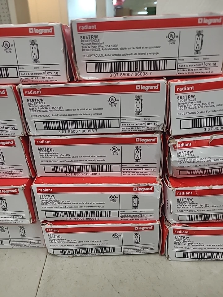 14 Box Pass & Seymour 885TRW White 15A Tamper Resist Decorator Receptacles 10-pk - Image 2 of 4