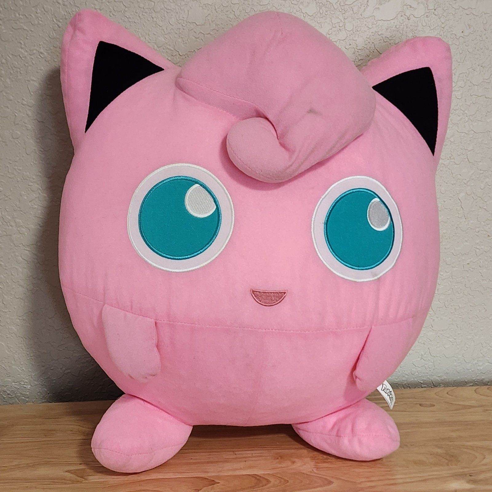 Giant Jumbo Pokemon Toy Factory Jigglypuff Plush 18" x 15"