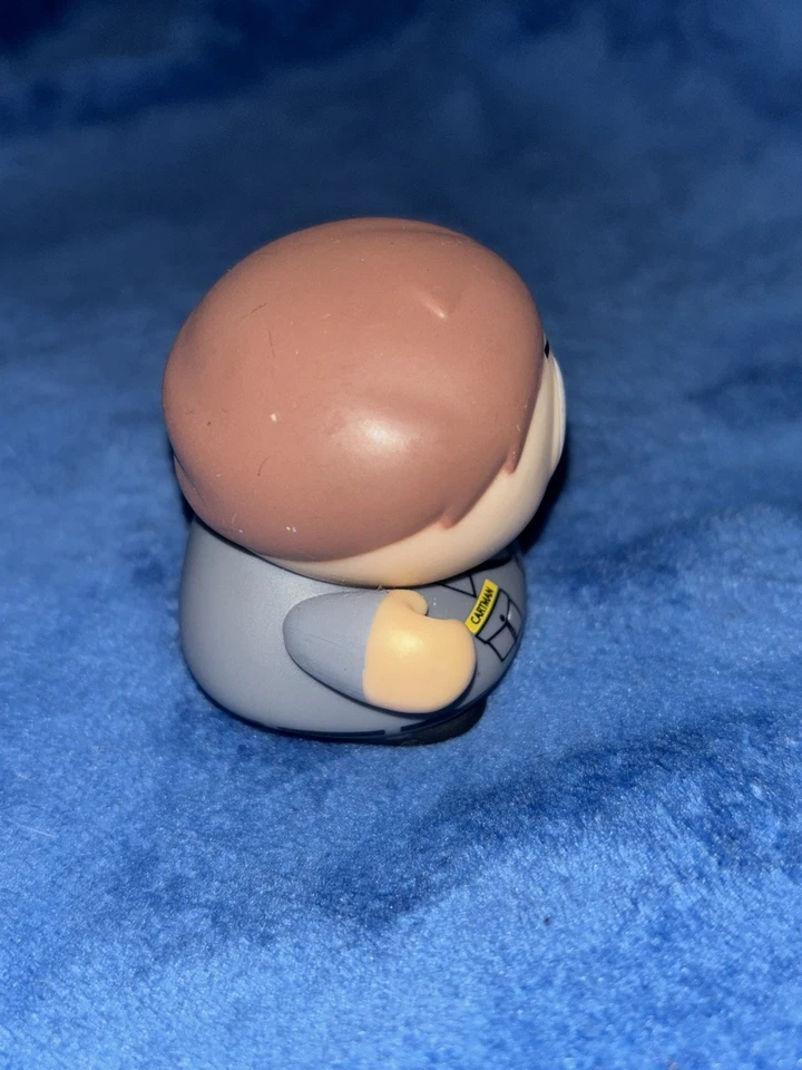 Figura de agente de la Patrulla de Carreteras Kidrobot South Park muchas caras de Eric Cartman Foto 3 de 4