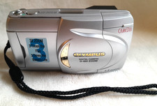 VINTAGE Olympus Digital Camera D-460 Zoom 1.3 MP 3X FOR PARTS ONLY