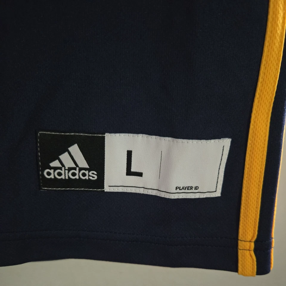 Camiseta Adidas Tamika CATCHINGS Indiana Fever WNBA FIRMADA POR LA CORTE L #24 ¡autografiada! Foto 3 de 4