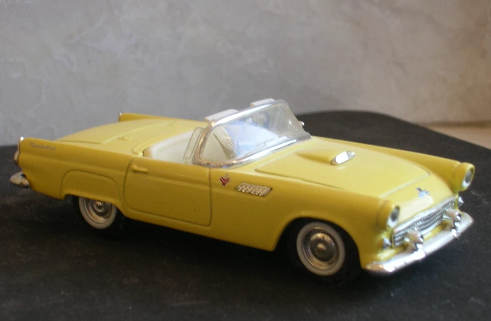 FORD Thunderbird 1955 cabriolet 1/43  IXO American car - Immagine 4 di 4