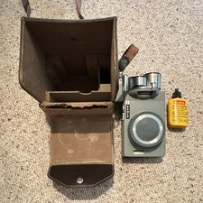 Argus M3 8mm Zoom Reflex Movie Camera, Manual Focus, Gray/Silver w/ Case
