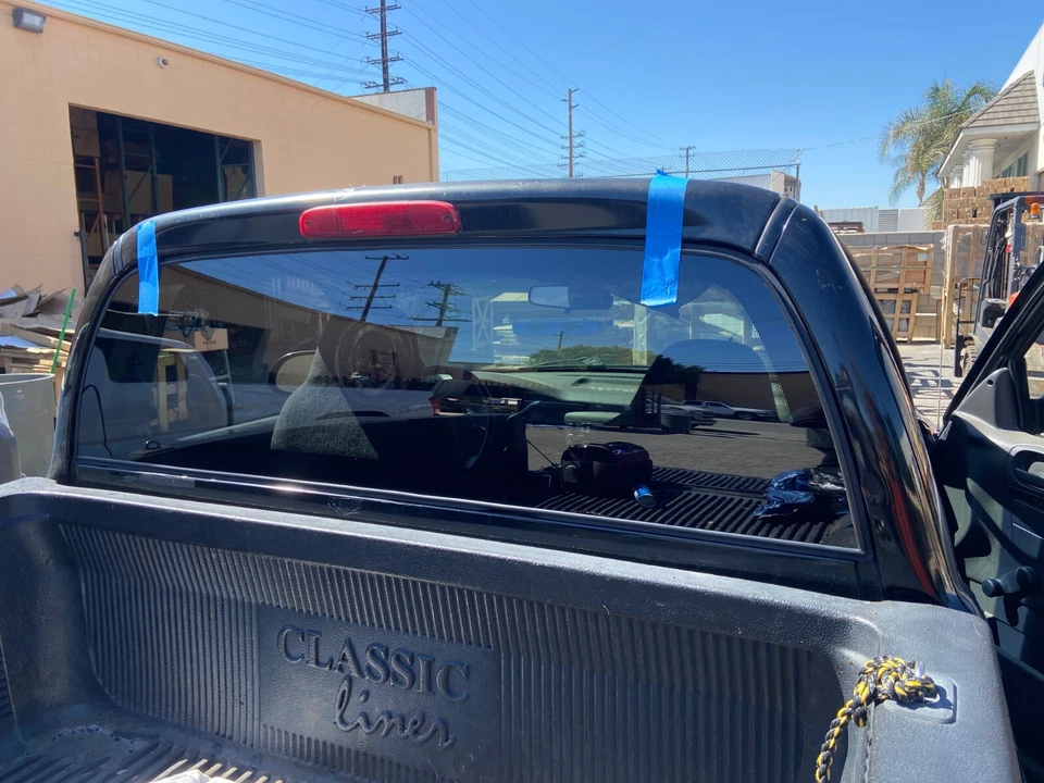 Fits 1997-2011 Dodge Dakota Pickup Back Glass Rear Window with Molding - Image 4 of 4