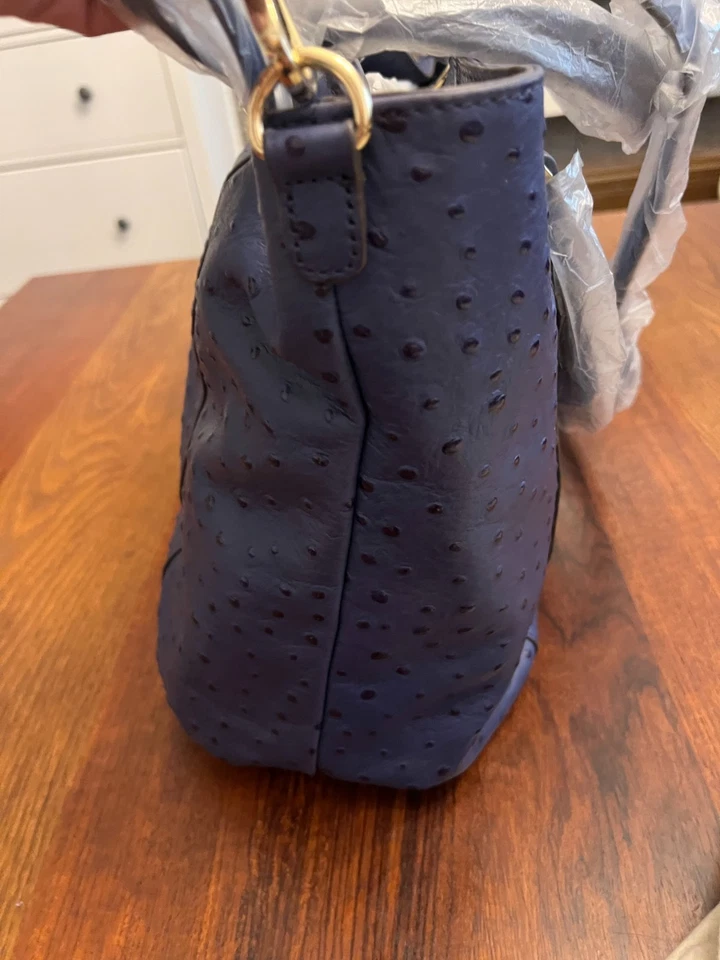 Bolso de Mano de Cuero G.I.L.I Got It Love It con Correa para el Hombro-Avestruz Azul Marino-NUEVO SIN ETIQUETAS Foto 4 de 4