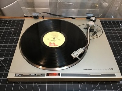 Vintage Pioneer PL-200 2-Speed Direct-Drive Turntable for Parts or Repair