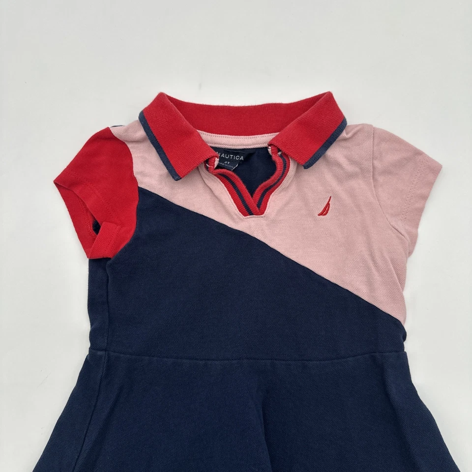 Vestido polo Nautica para niñas pequeñas talla 2T logotipo multicolor 100 % algodón. #37509 Foto 2 de 4
