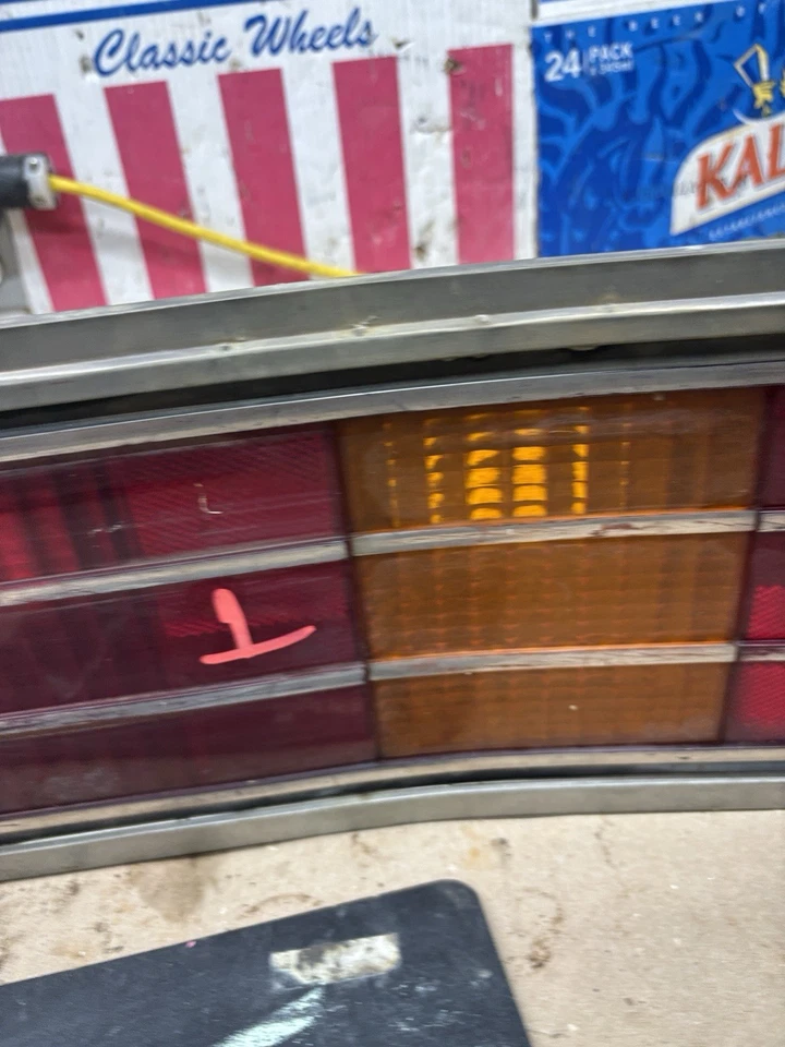 1980 81 82 83 84 85 AMC Eagle Taillight Tail Light Project Core Needs Cleaning - Image 4 of 4