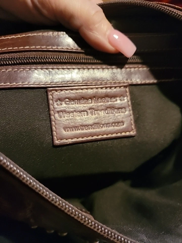 Bolsa de ombro de couro genuíno marrom ocidental em relevo - Imagem 2 de 4