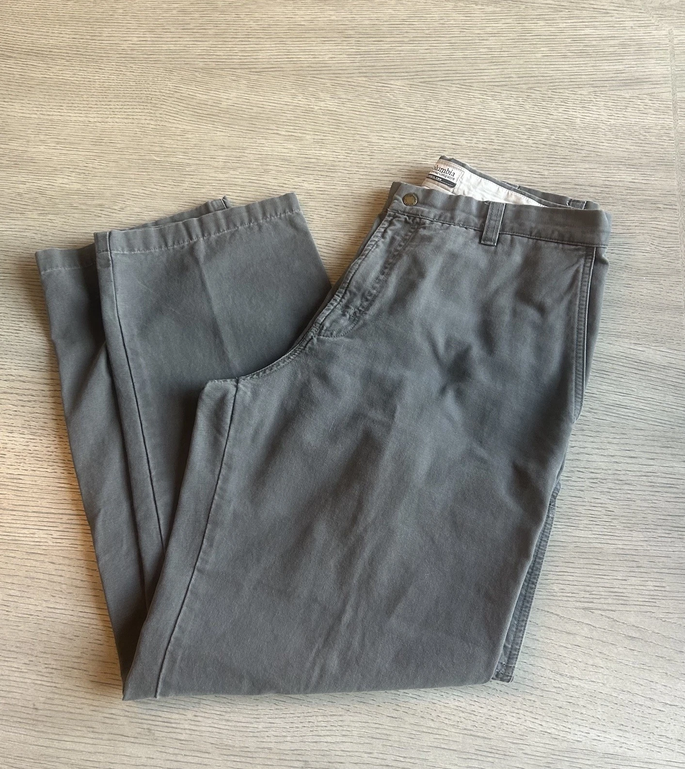 Columbia Omni Shade Mens Hiking Cargo Pants Size 36 X 31