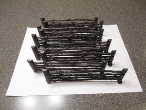 10 SECTIONS VINTAGE MARX PLAYSET SPLIT RAIL FENCING