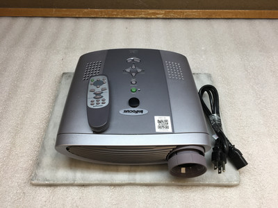 InFocus LP500 DLP Projector with Remote Control and Power Cable incl.