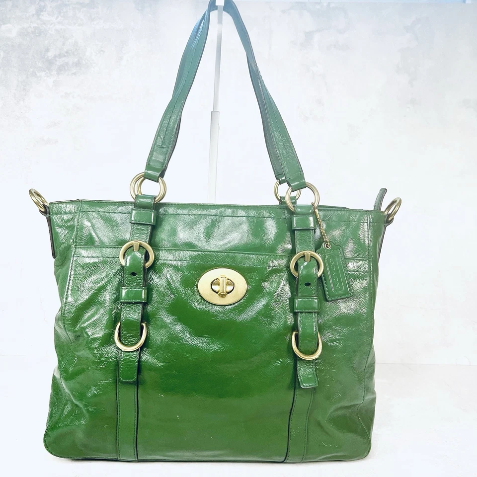 Coach Chelsea Shoulder Bag Tote Patent Leather Green TurnLock Y2K F14022 - Image 3 of 4