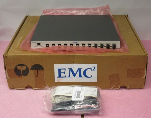 EMC EMC2 DS-24M2 Fibre Channel Switch 8-Ports Active 24 Port Rackmount 8x 2G SFP