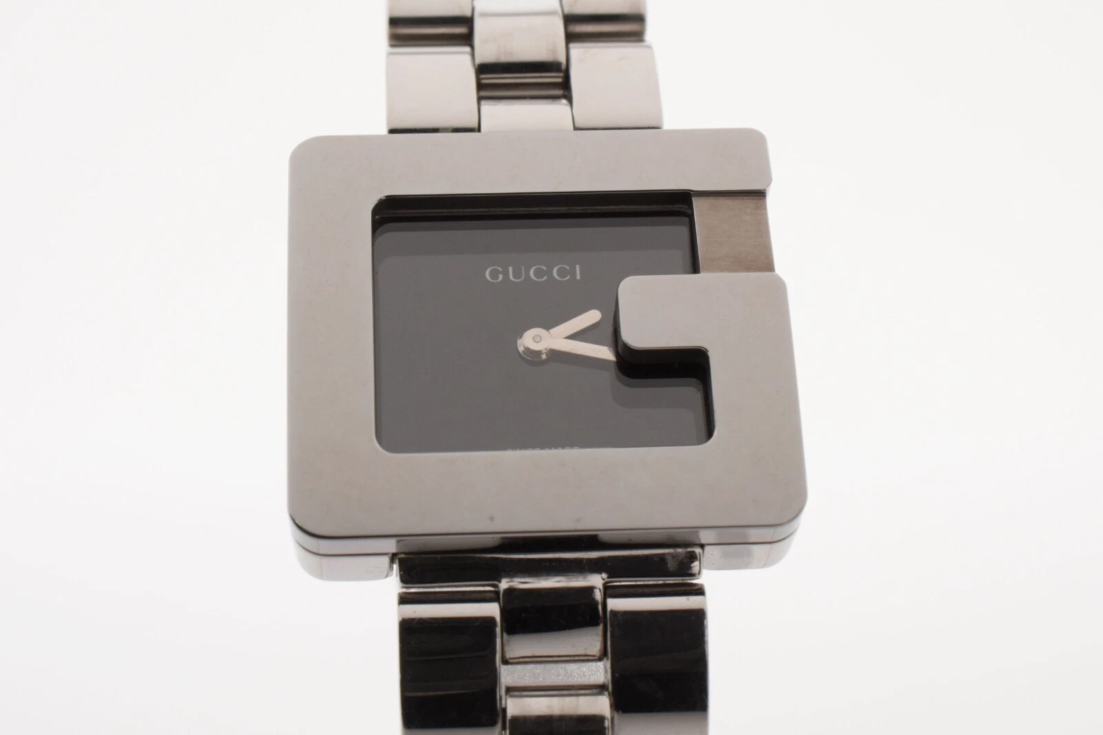 [Comme neuve] Montre femme GUCCI 3600L G cadran noir quartz Made in Japan 21