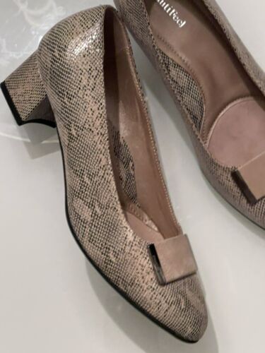 Beautifeel Paola Suede Snake Print Taupe Pump Shoes NEW  $360 Sz 37/7 - Afbeelding 1 van 7