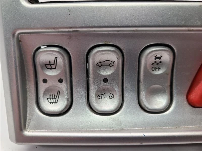 Chrysler Crossfire 2004 2005 radio moldura interruptor peligro bisel A1938200610 Foto 4 de 4