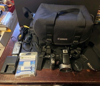 Sony Cyber-shot DSC-H9 8.1MP Digital Camera W/ Canon Bag Charger Strap 