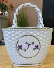 Excellent Herend, Hungary Nanking Bouquet 7454 Small Basket 5 1/4"