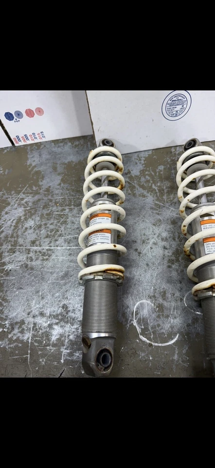 Yamaha VMAX 600 SX SXB 700 SXB 1999 amortiguador de esquí delantero OEM 8EA-2376A-00-00 Foto 3 de 4