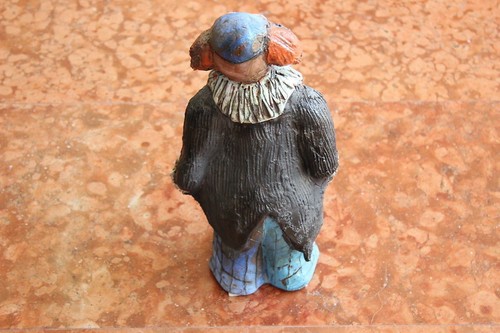 GROSSER BUNTER CLOWN HÖHE 28cm ROLAND BÖGNER IM STIL HUNDERTWASSER AUS KERAMIK - Bild 4 von 5