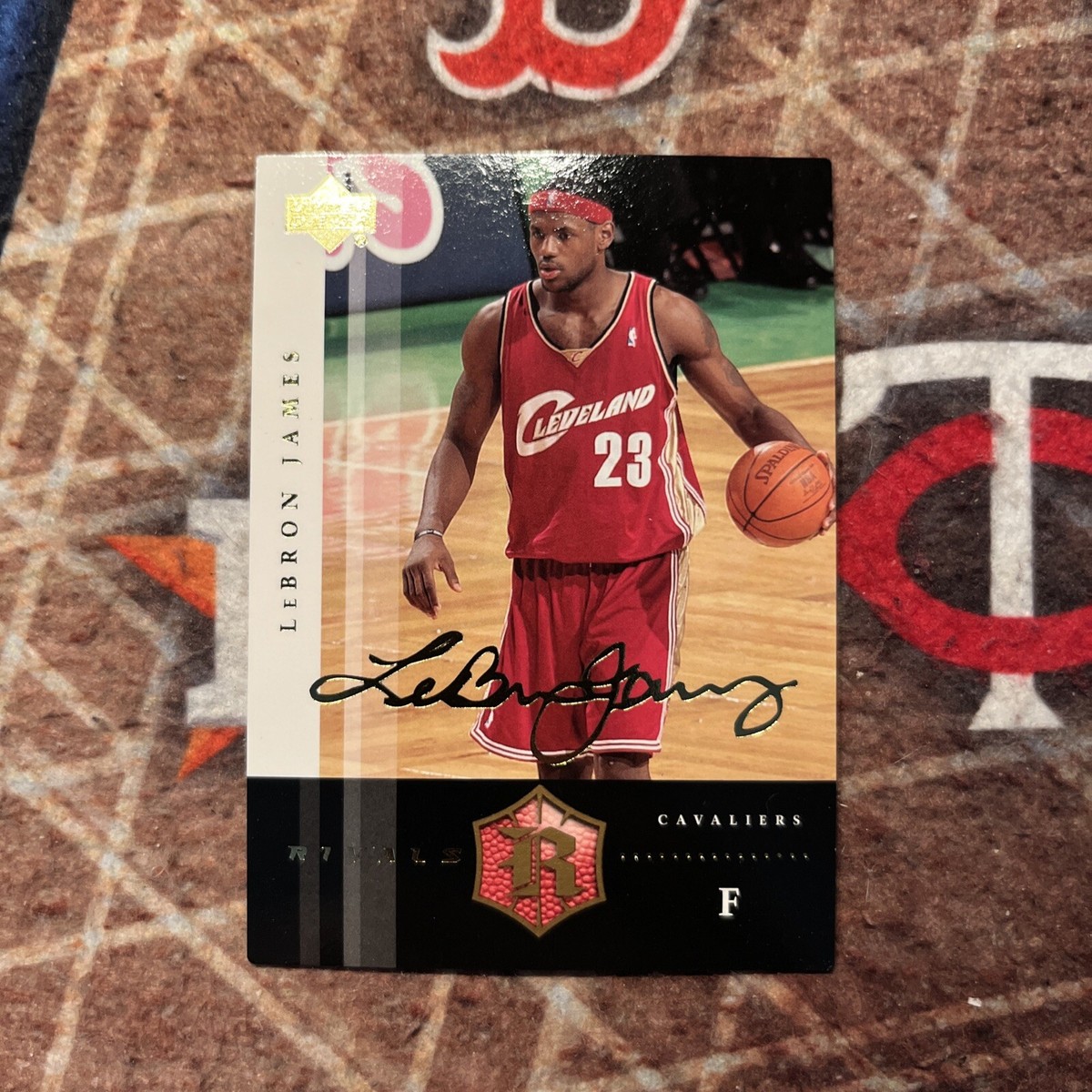 2004-05 Upper Deck Rivals LeBron James 2nd Year Cavaliers Gold #7