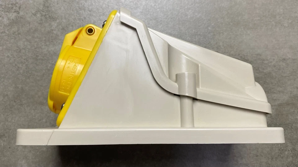 GEWISS GW62474 90 Degree SURFACE Socket Outlet, IP44, 2P + E, 16A, 100-130V - Image 2 of 4