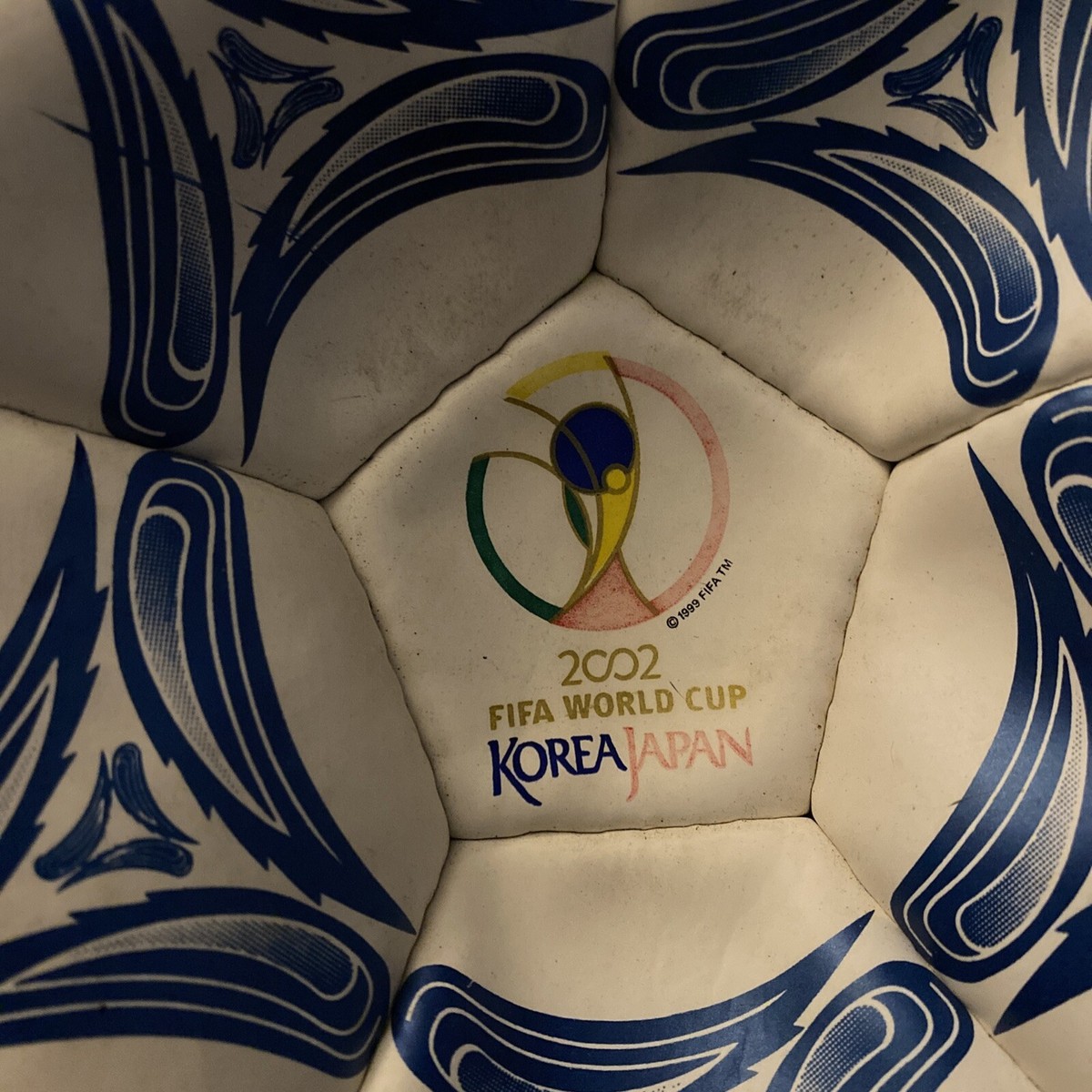 2002 FIFA WORLD CUP サッカーボール 2002 FIFA World Cup Official Soccer Ball - Rare- Korea/Japan