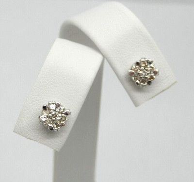 Süßes Paar Ohrstecker 14 Karat Gold Cluster Diamanten