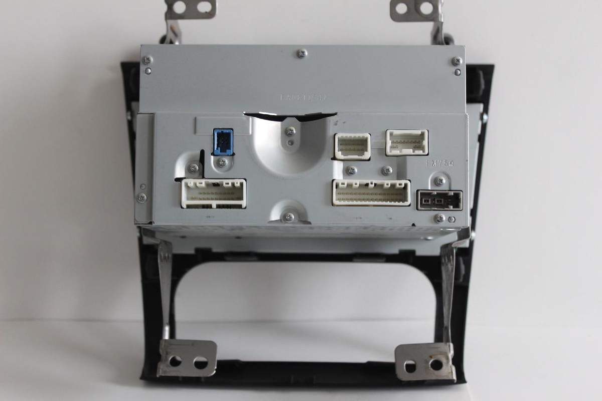 2010-2012 NISSAN ALTIMA BOSE RADIO STEREO MP3 AUX IN CD