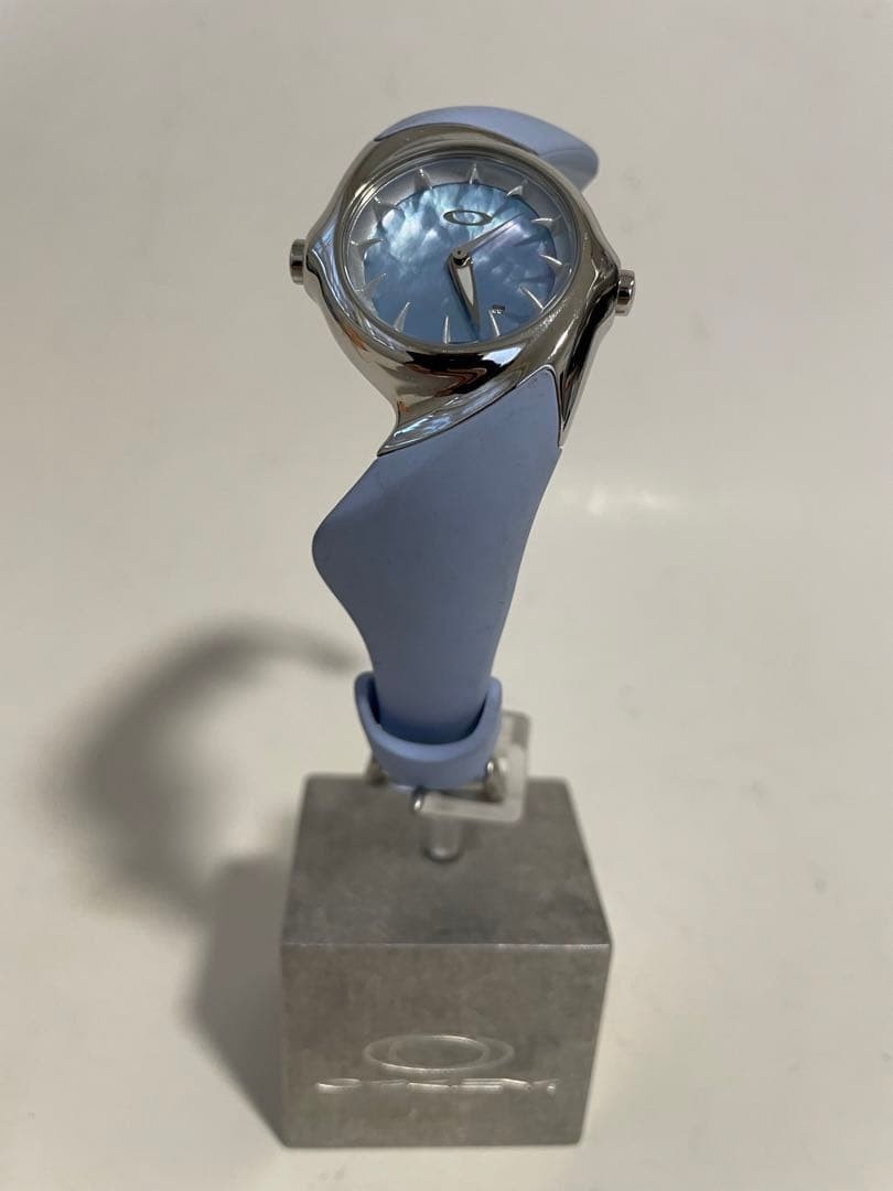 Oakley Crush 2.5 Watch Rare Vintage Y2K Futuristic Design Silver