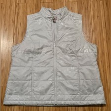NWOT Chicos Gray Quilted Vest
